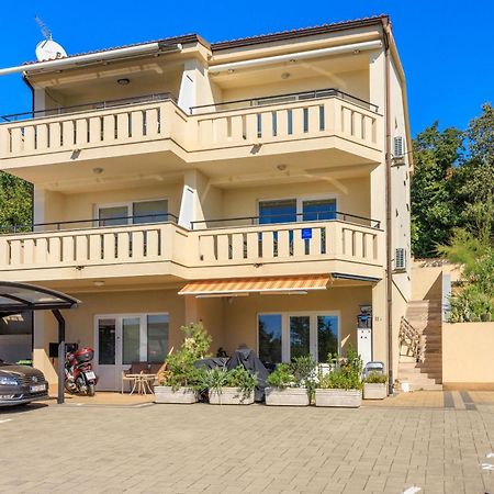 Apartments Petak Novi 德拉马利 外观 照片