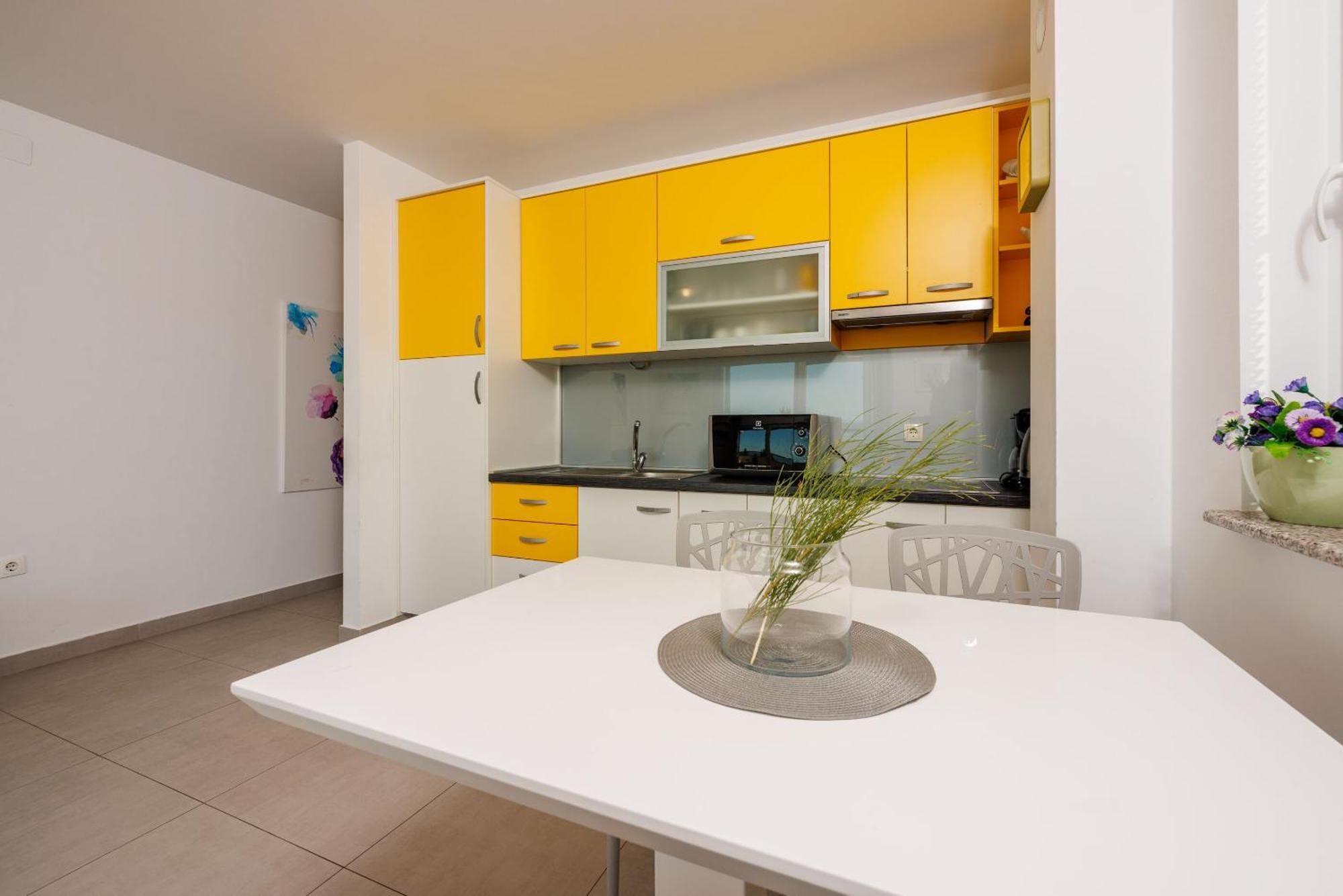 Apartments Petak Novi 德拉马利 外观 照片