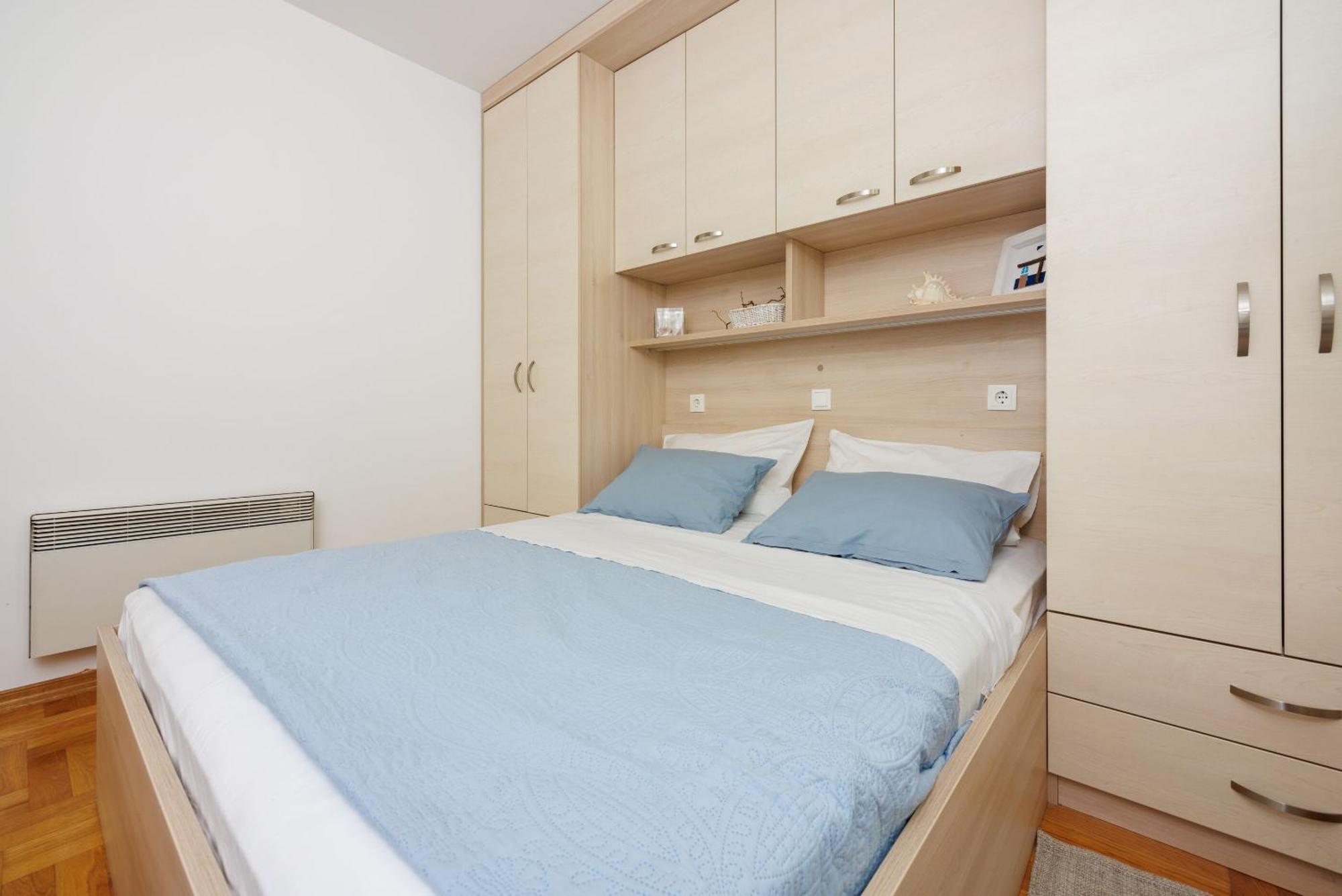 Apartments Petak Novi 德拉马利 外观 照片