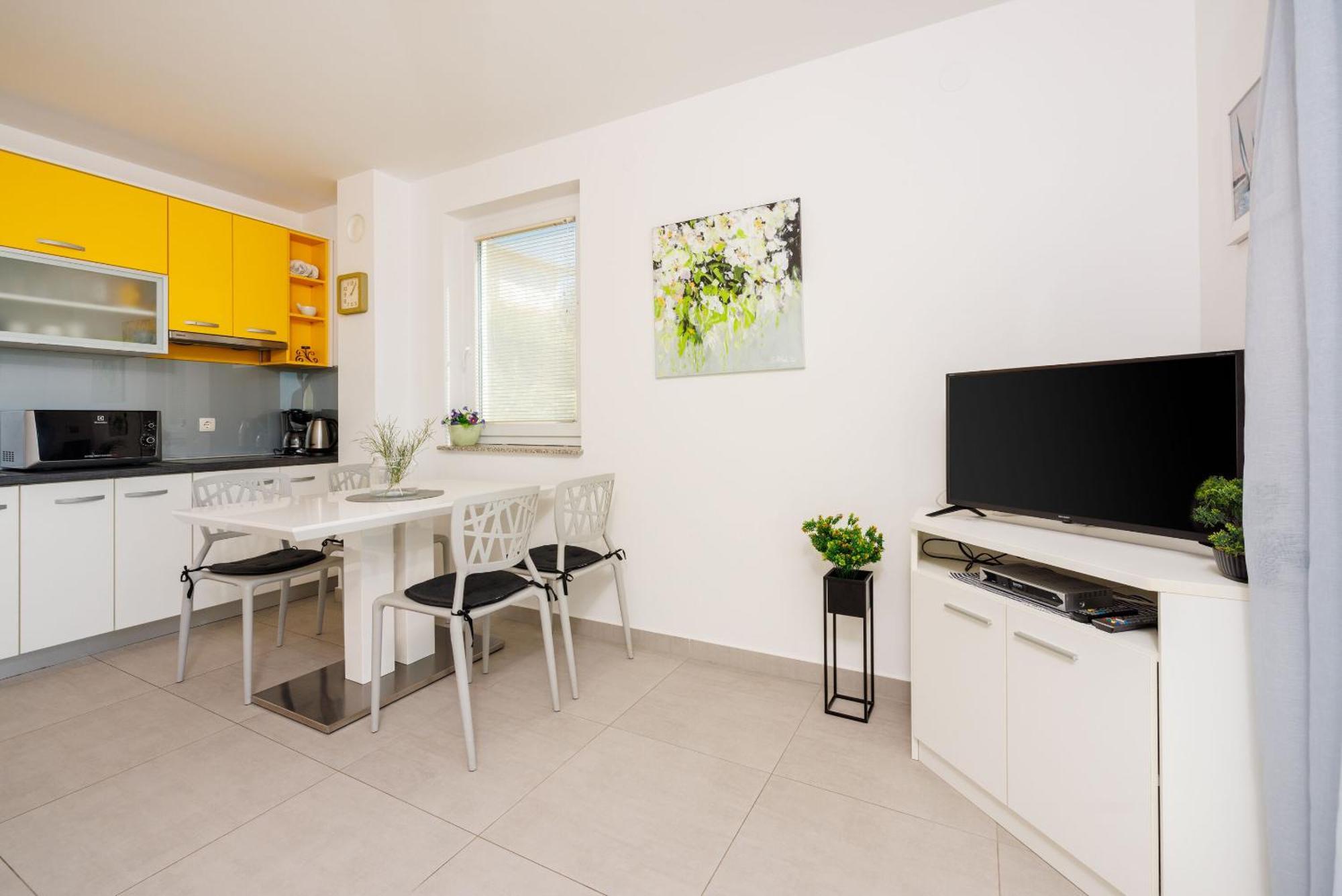 Apartments Petak Novi 德拉马利 外观 照片